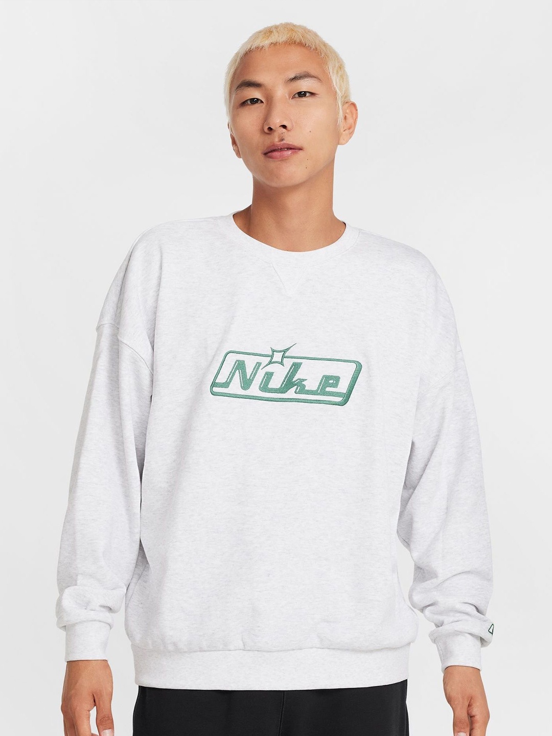 

Nike Club Men Brand Logo Oversized Sweatshirt, White