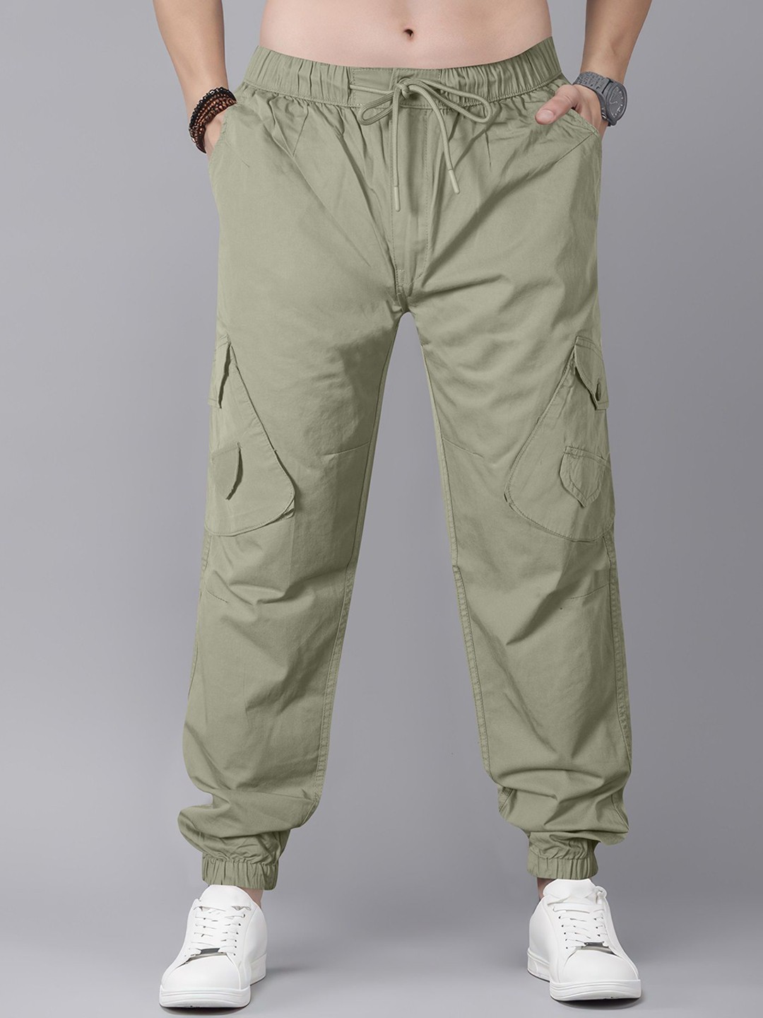

Jb Just BLACK Men Cotton Mid-Rise Cargos Trousers, Green