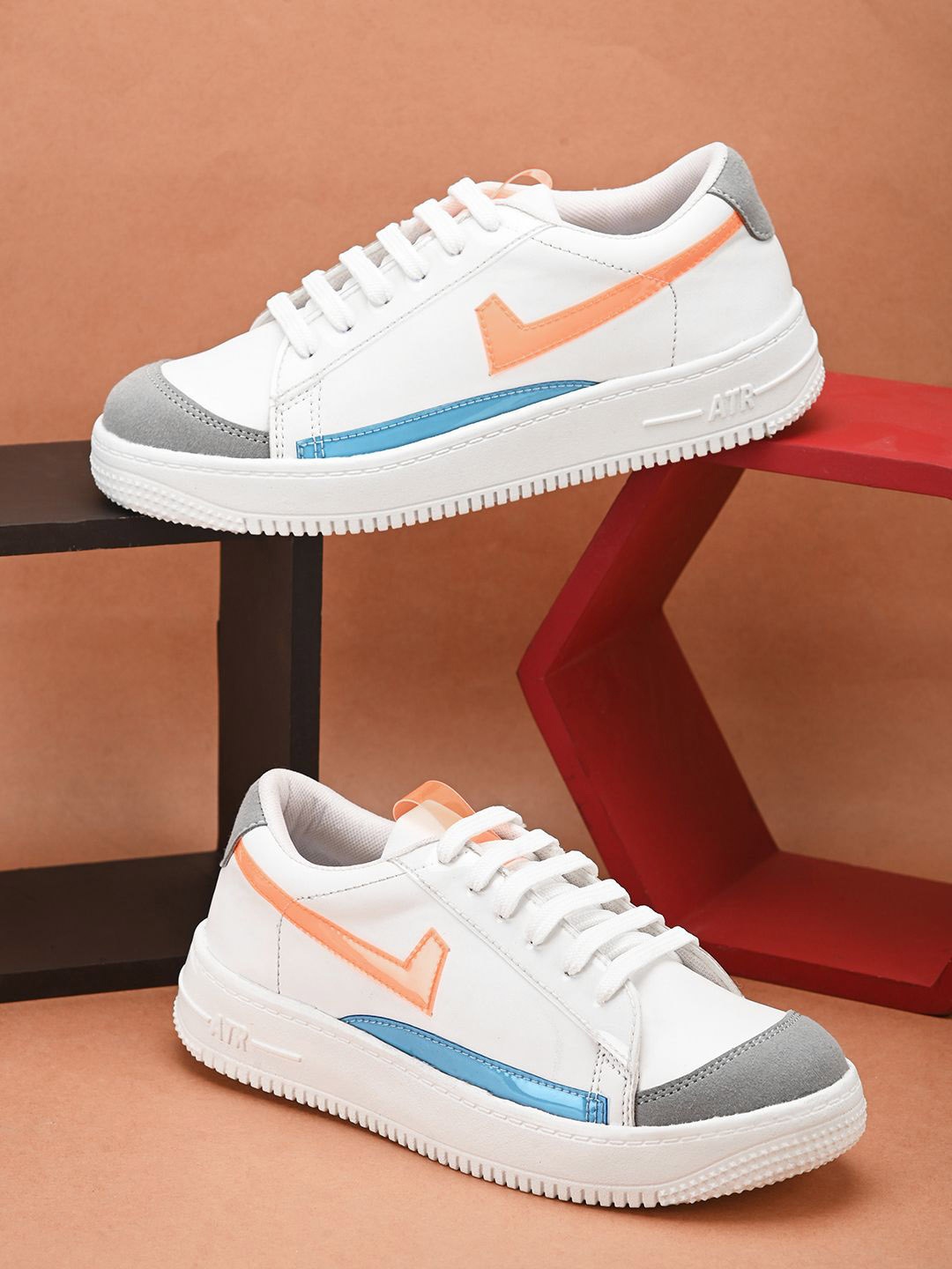 

The Roadster Lifestyle Co Women Lace-Up Sneakers, White