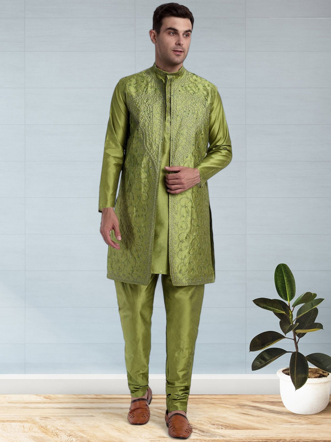 

SKAVIJ Ethnic Motifs Embroidered Mandarin Collar Kurta With Trousers & Dupatta, Green