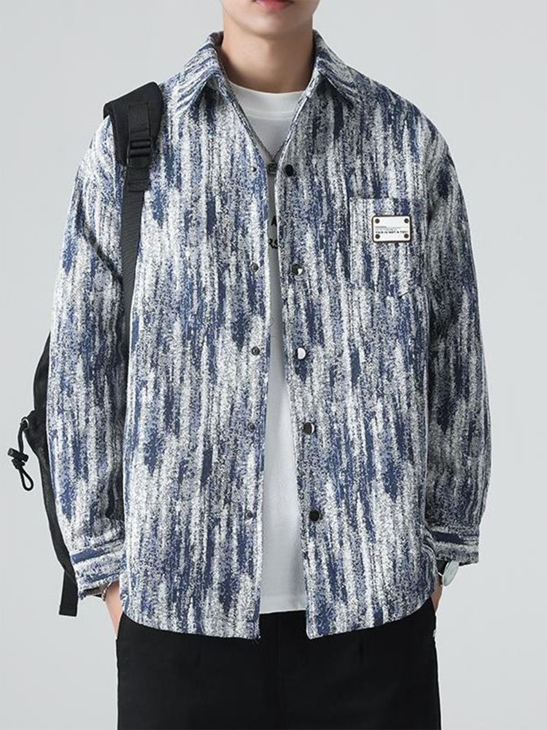 

StyleCast Men Spread Collar Abstract Printed Casual Shirt, Blue