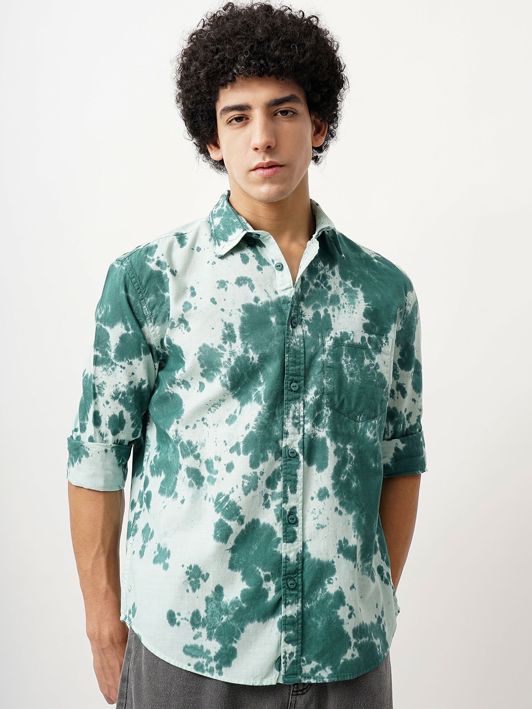 

British Club Men Comfort Spread Collar Dyed Cotton Casual Shirt, Green