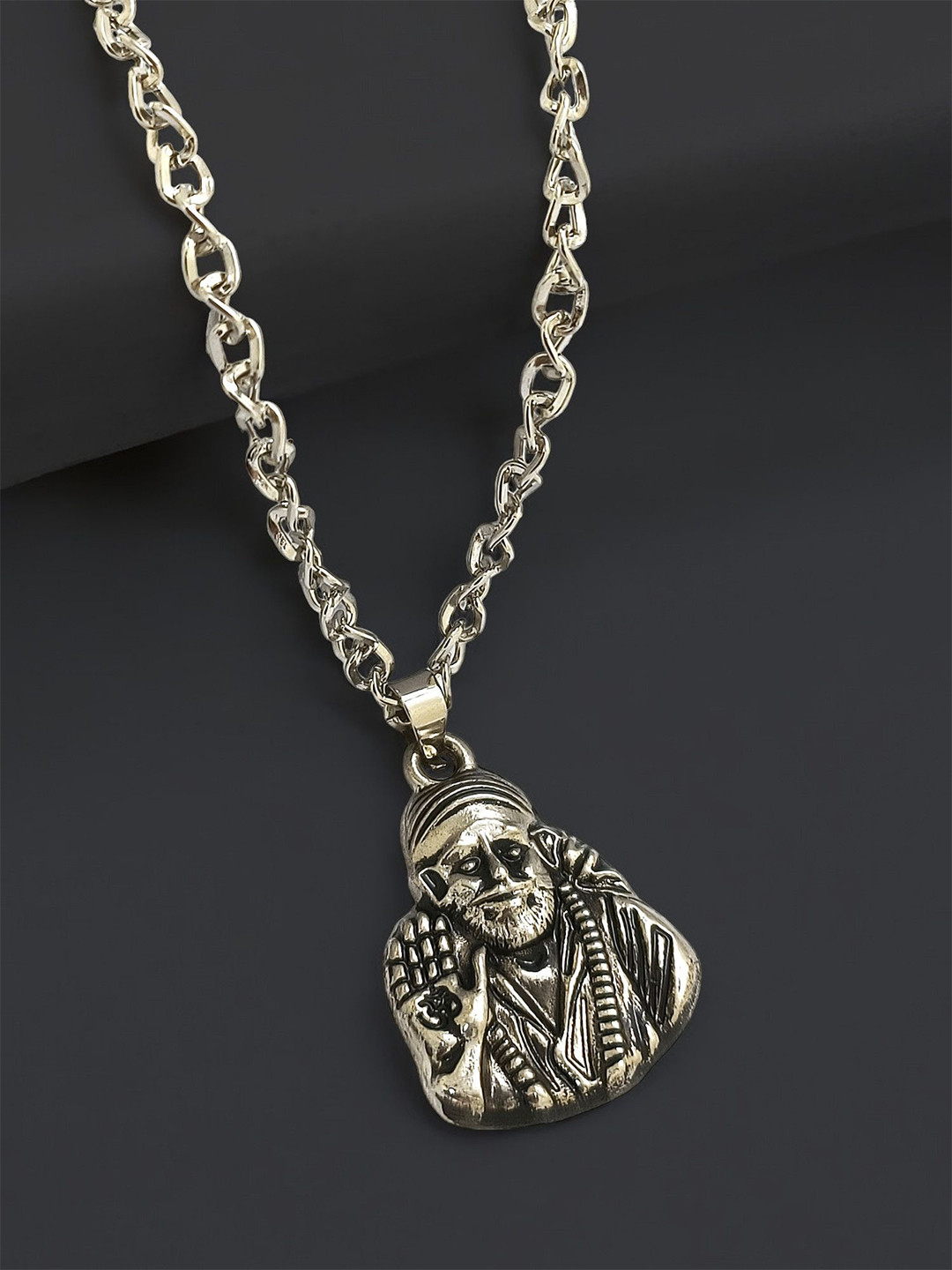 

9blings Men Silver-Plated Saibaba Pendant Link Chain