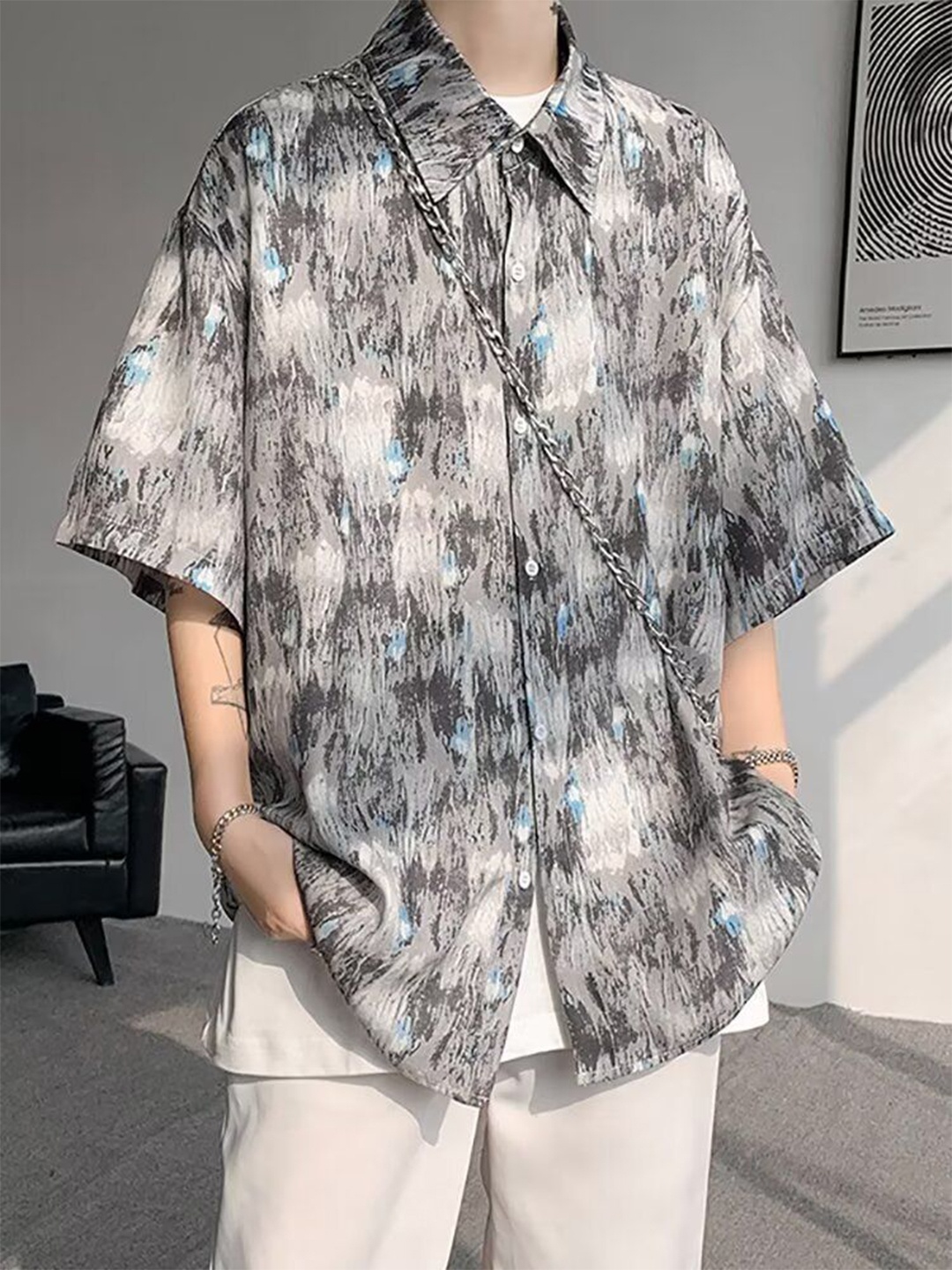 

StyleCast Men Spread Collar Abstract Printed Relaxed Fit Casual Shirt, Grey