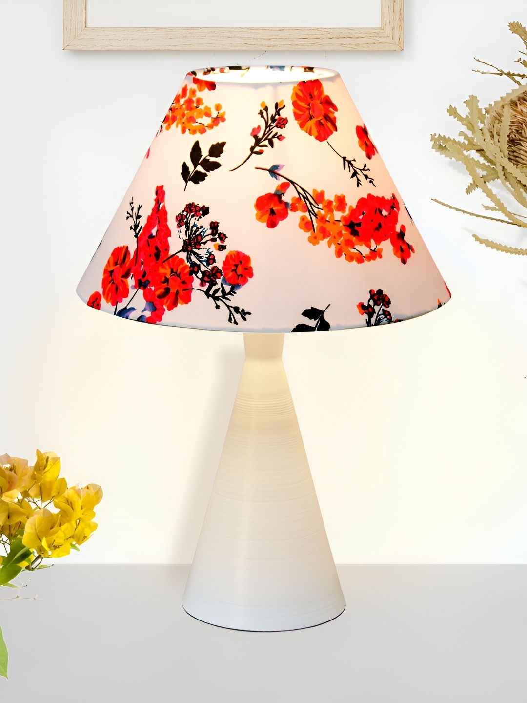 

Homesake Red & White Floral Printed Metal Contemporary Frustum Shaped Table Lamp