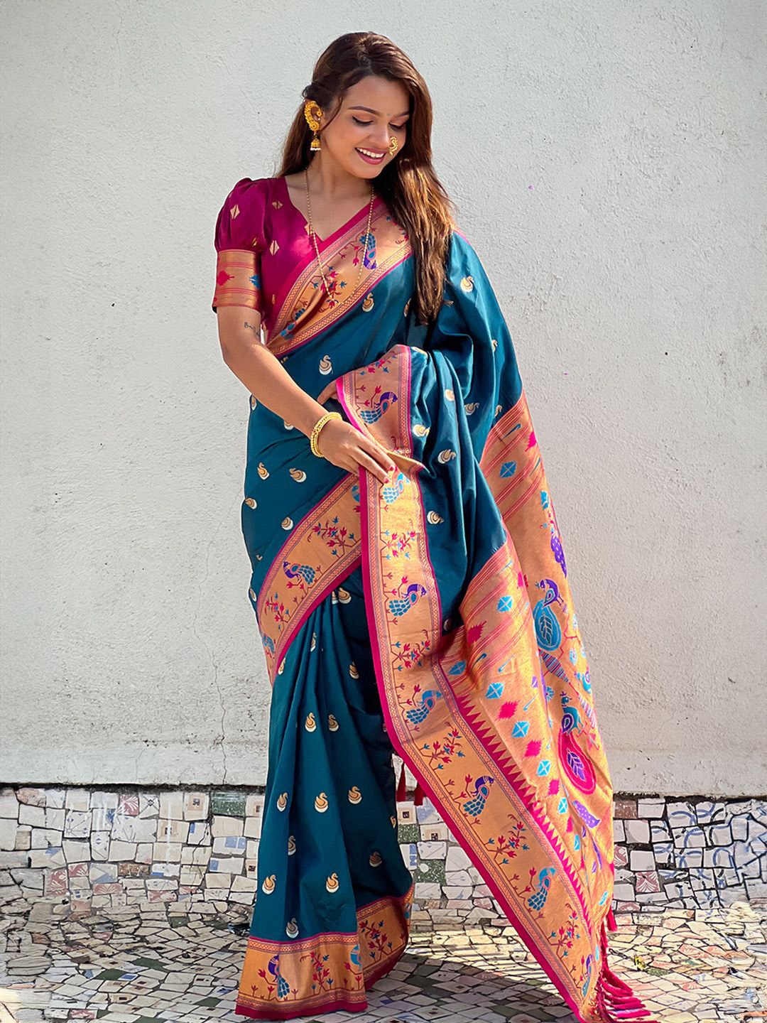 

Ishin Woven Design Zari Paithani Saree, Blue
