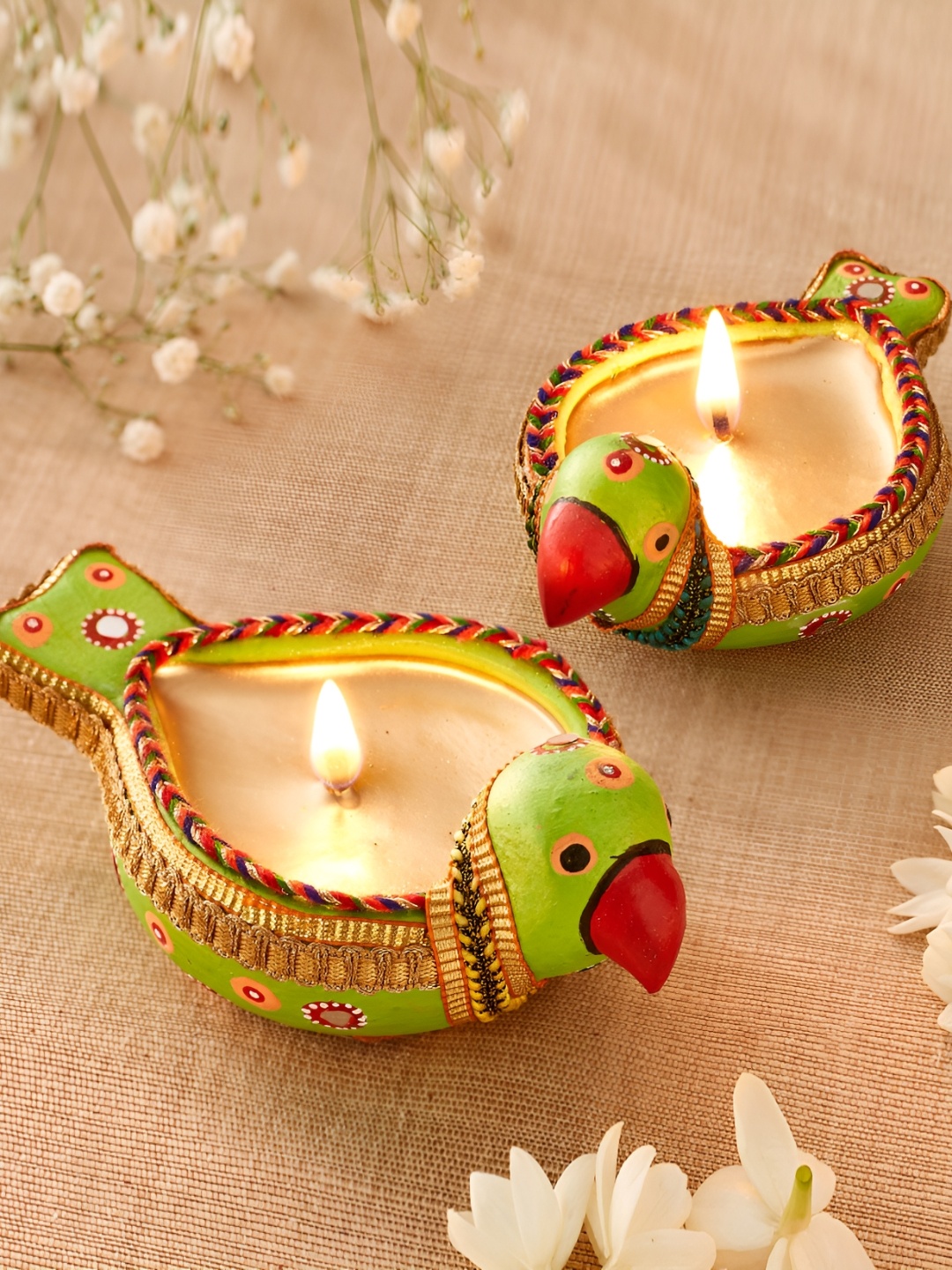 

Home Centre Green & Red 2 Candle