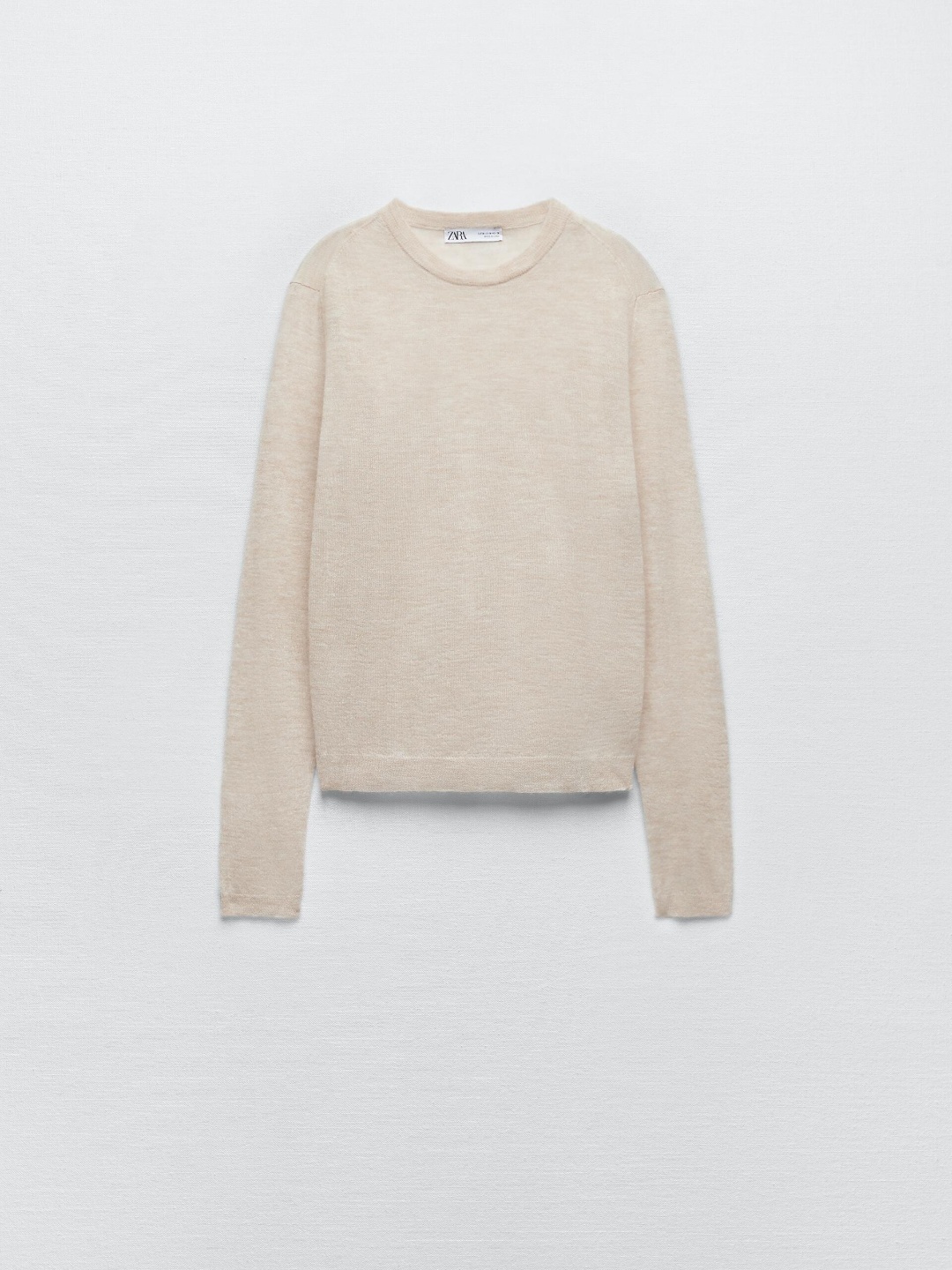 

ZARA Women Sweaters, Na