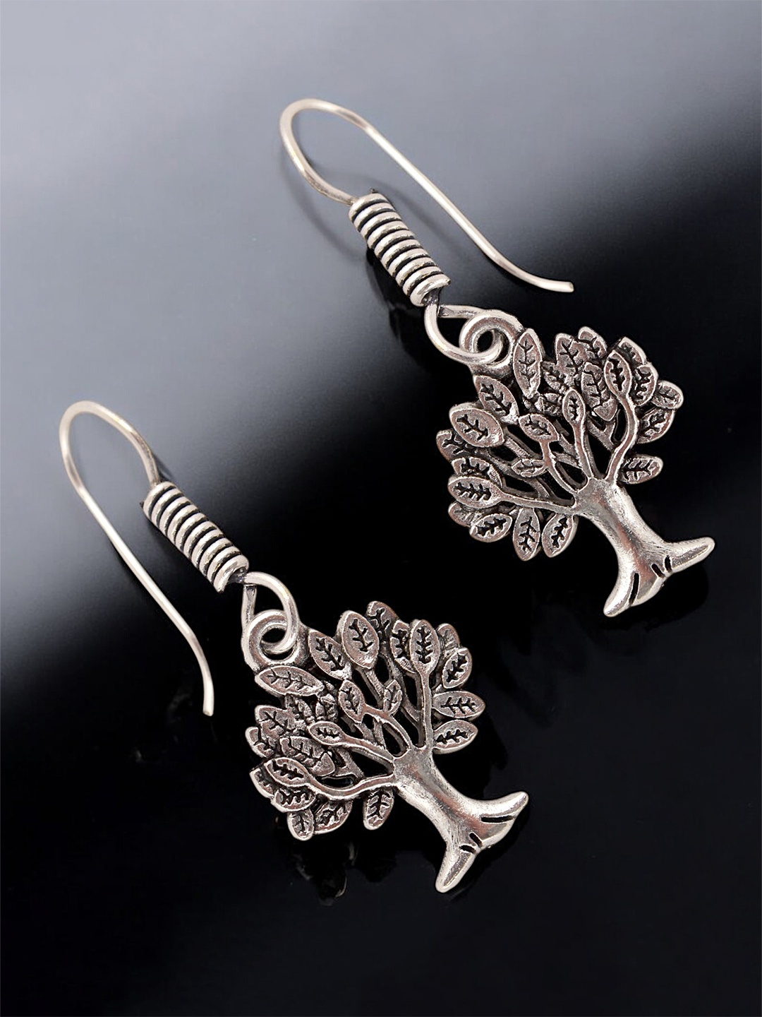 

LUCKY JEWELLERY Contemporary Drop Earrings, Silver