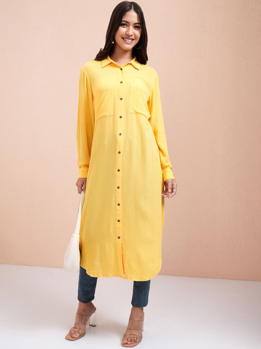 

Vishudh Shirt Collar A-Line Kurta, Yellow