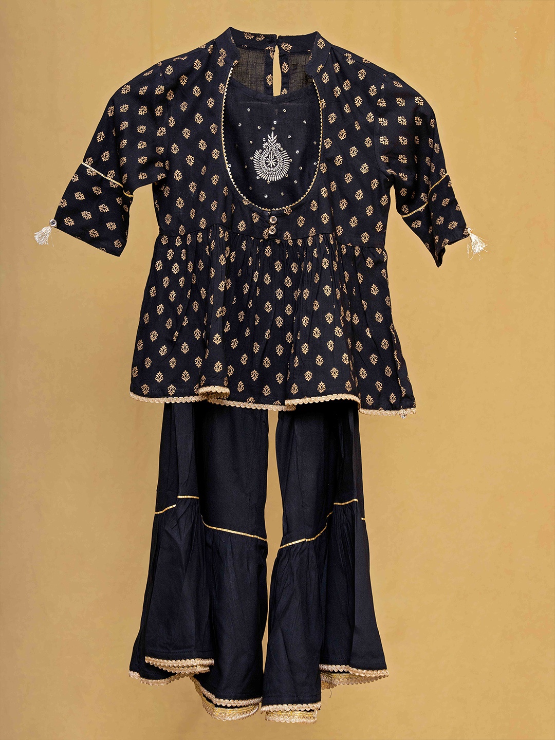 

KASYA Girls Ethnic Motifs Printed Gotta Patti Kurta with Sharara & Dupatta, Black