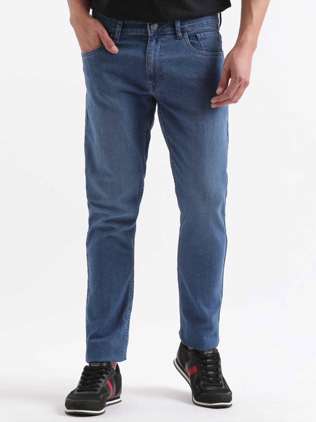 

WROGN Men Classic Blue Jeans