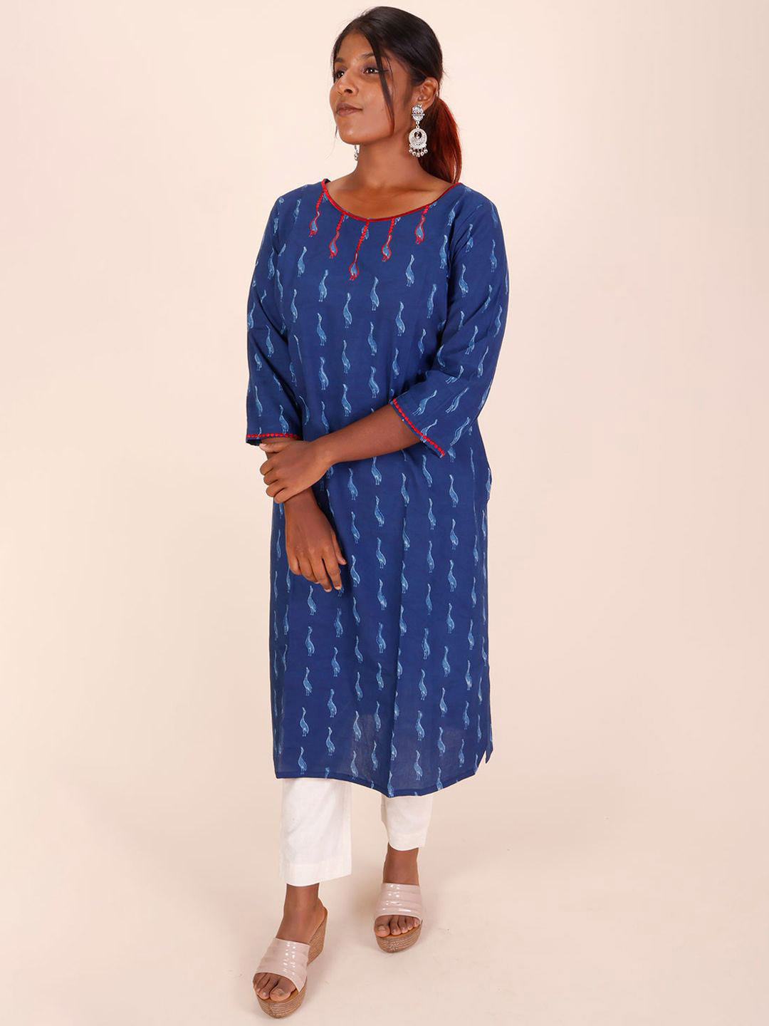 

Avishya Geometric Printed Cotton Straight Kurta, Blue