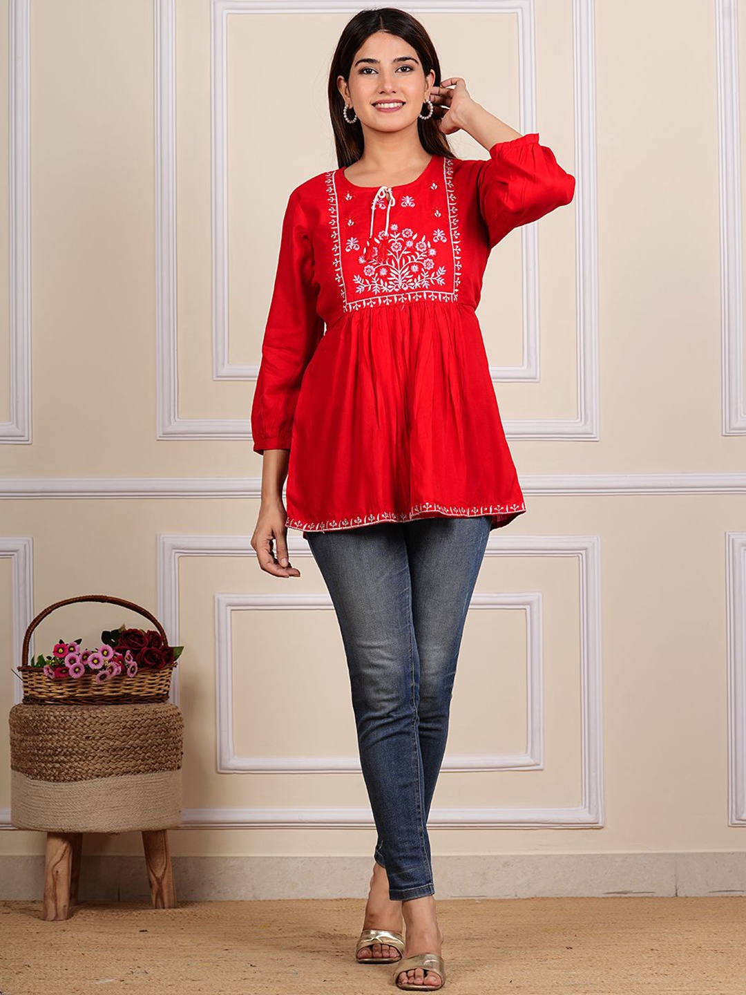 

HEBA Women Ethnic Motifs Printed Tie-Up Neck Top, Red