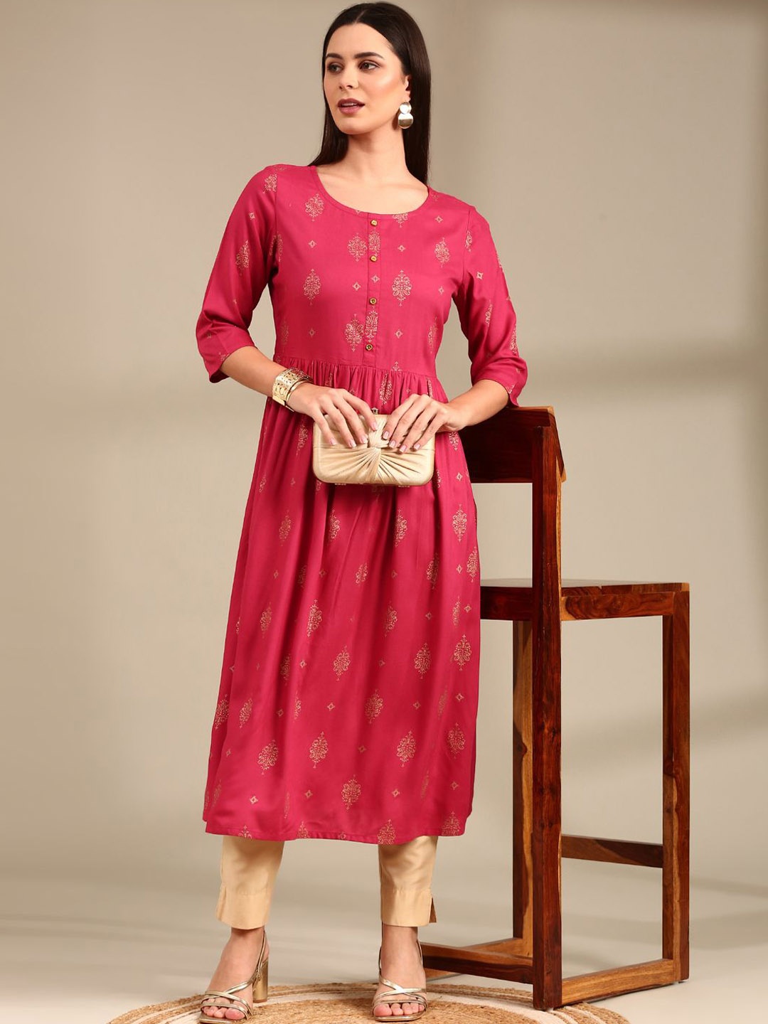 

Anouk Ethnic Motifs Printed Round Neck Pleated A-Line Kurta, Coral