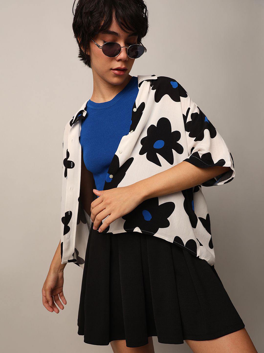 

ONLY Women Cutaway Collar Floral Printed Oversized Casual Shirt, White
