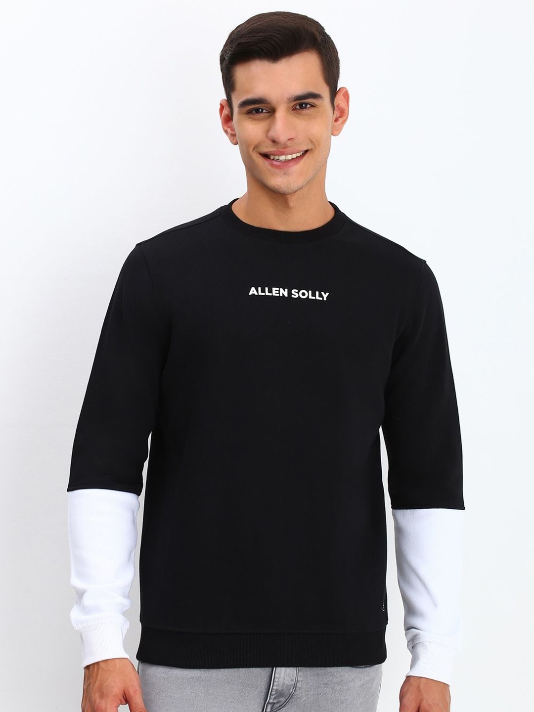 

Allen Solly Men Solid Round Neck Cotton Pullover Sweatshirt, Black