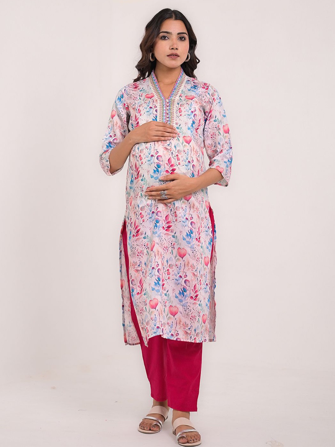 

mumzhug Women Floral Printed Silk Kurta For Feeding And Maternity Purpose, Off white