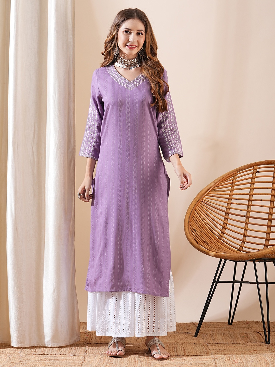 

FASHOR Women Ethnic Motifs Dobby Kurta, Purple