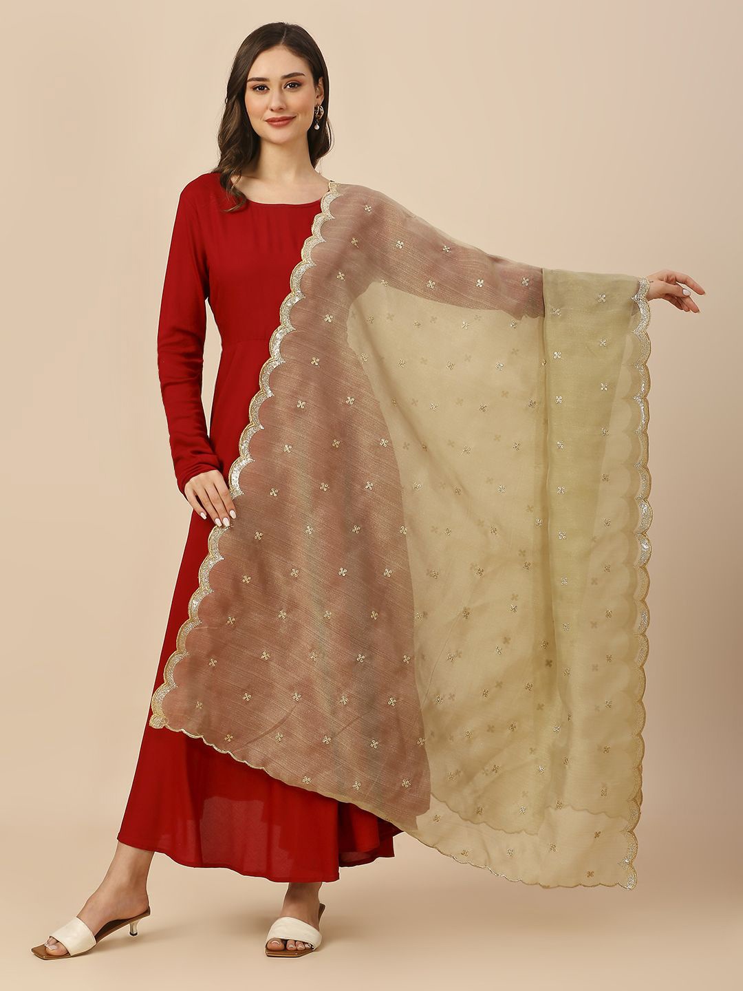 

Dupatta Bazaar Floral Embroidered Sequinned Dupatta, Champagne