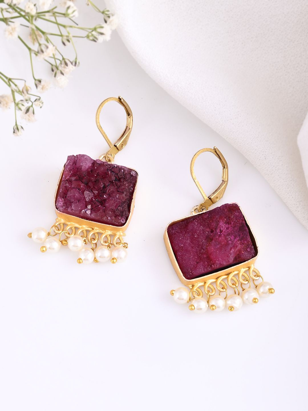 

DASTOOR Gold Plated Artificial Stones & Beads Studded Geometric Drop Earrings