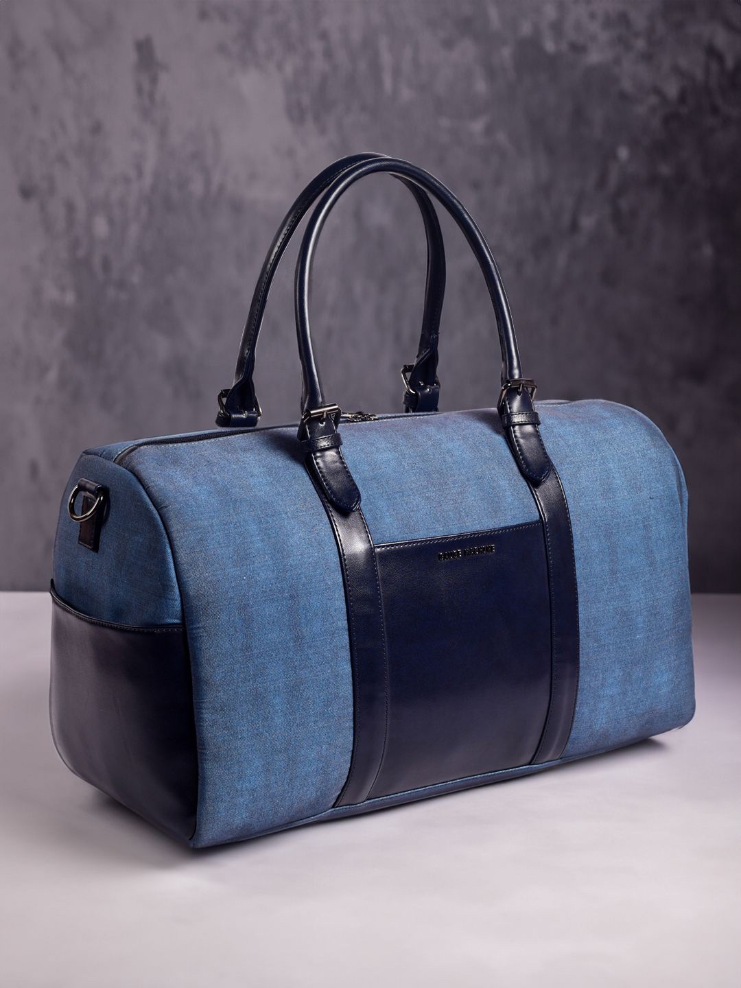 

Gauge Machine Medium Gladstone Casual Duffle Bag, Blue