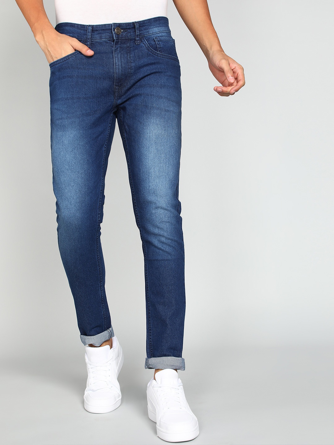 

WROGN Men Classic Heavy Fade Jeans, Blue