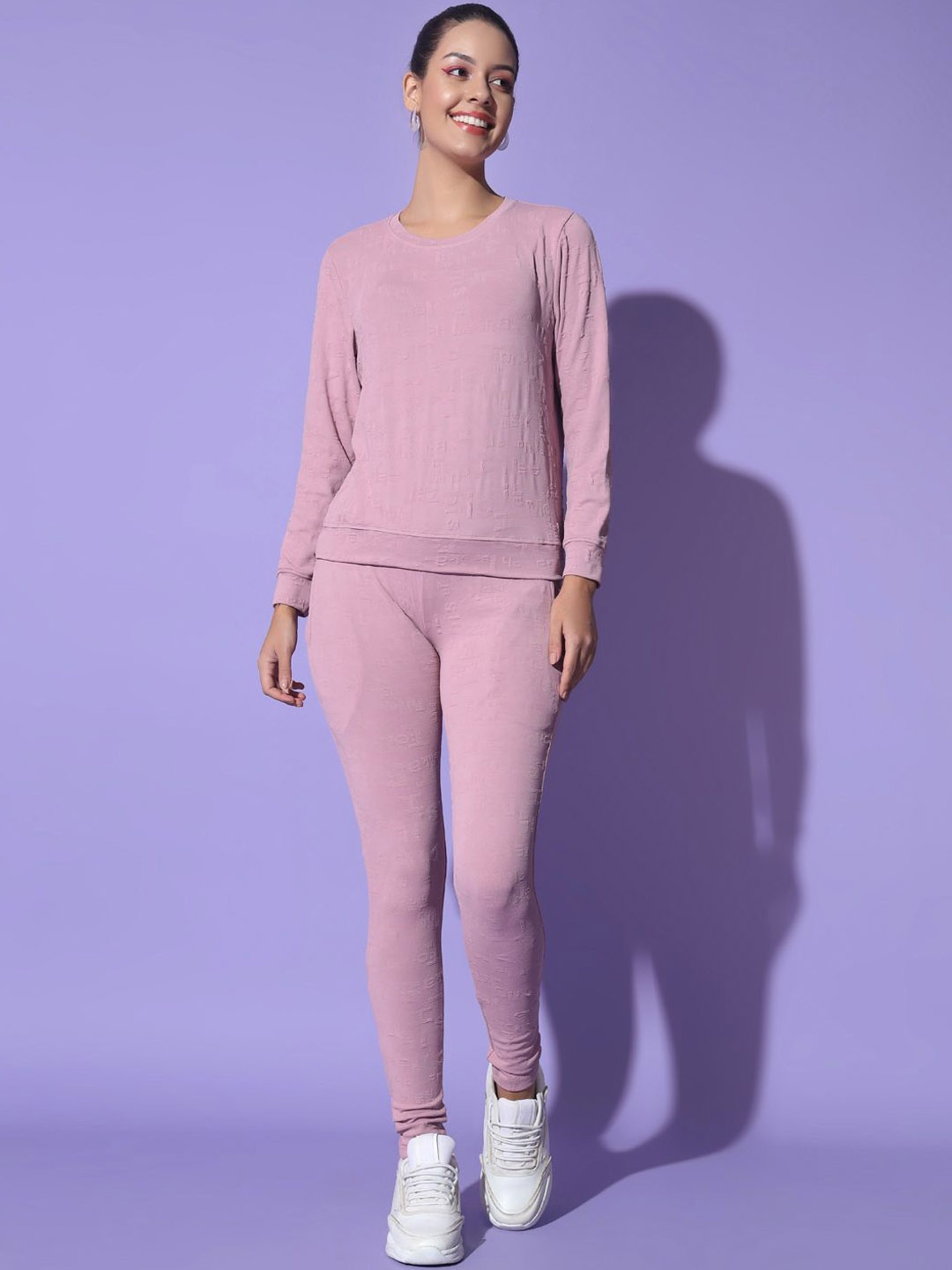 

GLITO Round Neck Sweatshirt & Trouser, Peach