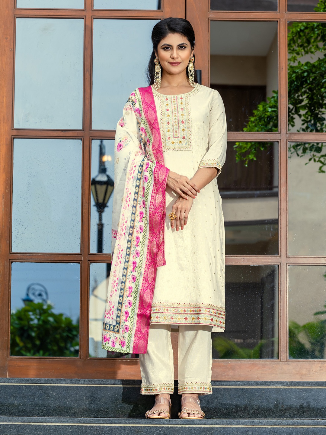 

Divyadham Textiles Embroidered Sequinned Jacquard Kurta With Trouser & Dupatta, Cream