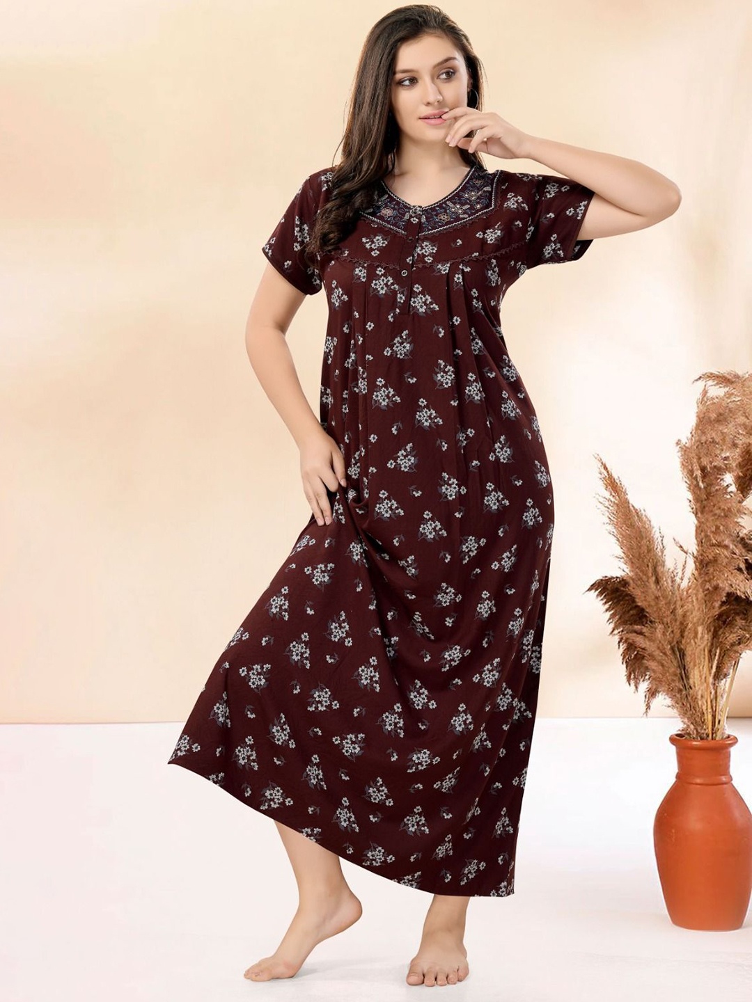 

Soulemo Women Printed Maxi Nightdress, Brown