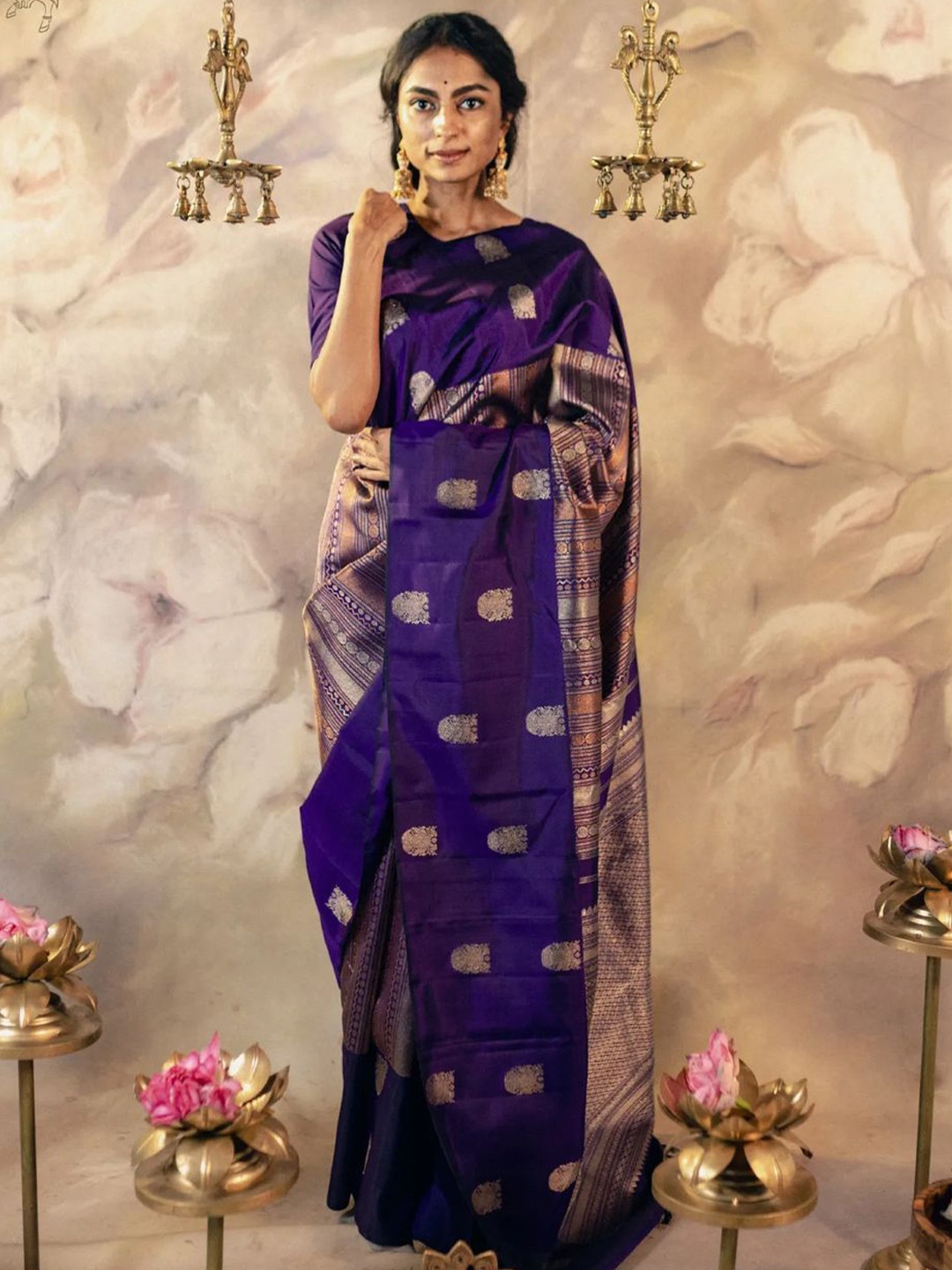 

VASALI Woven Design Zari Kanjeevaram Saree, Purple