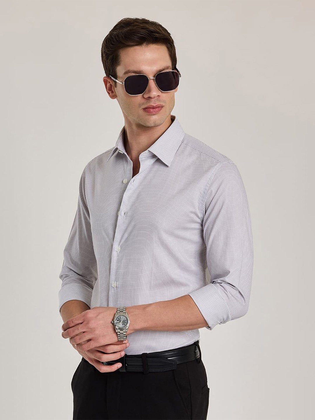 

Snitch Men Smart Spread Collar Micro Checked Cotton Slim Fit Formal Shirt, Grey