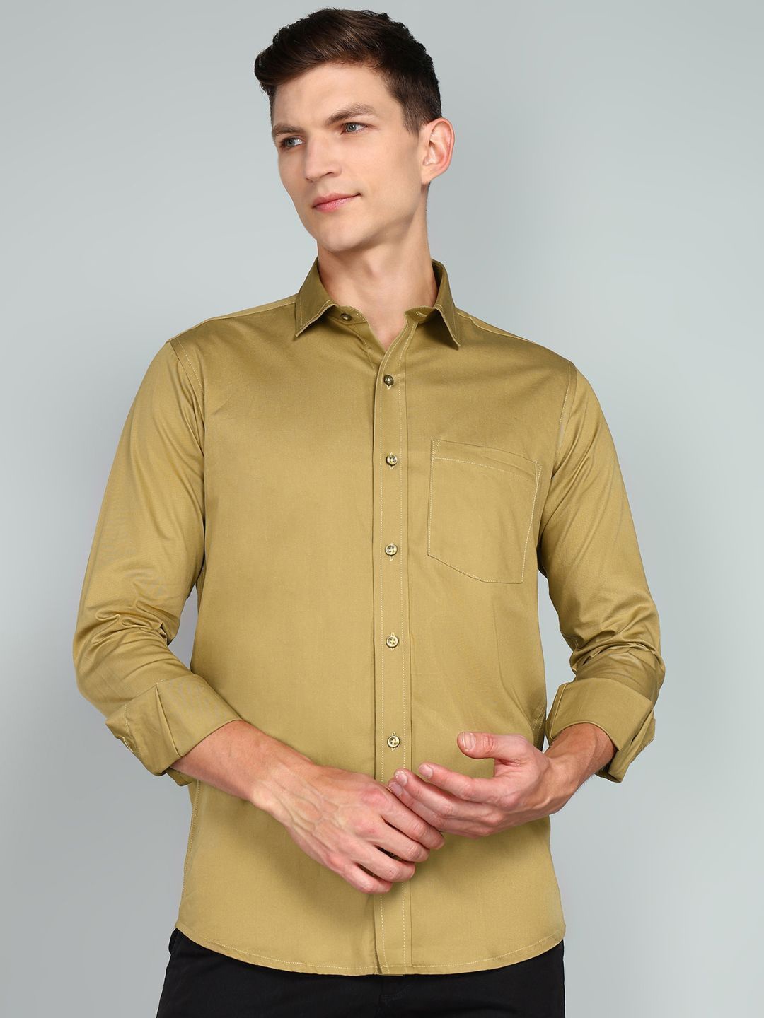 

Ethazh Men Spread Collar Solid Cotton Casual Shirt, Green
