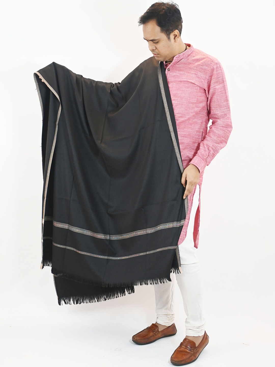 

Vrinde Self Design Pure Woollen Shawl, Black