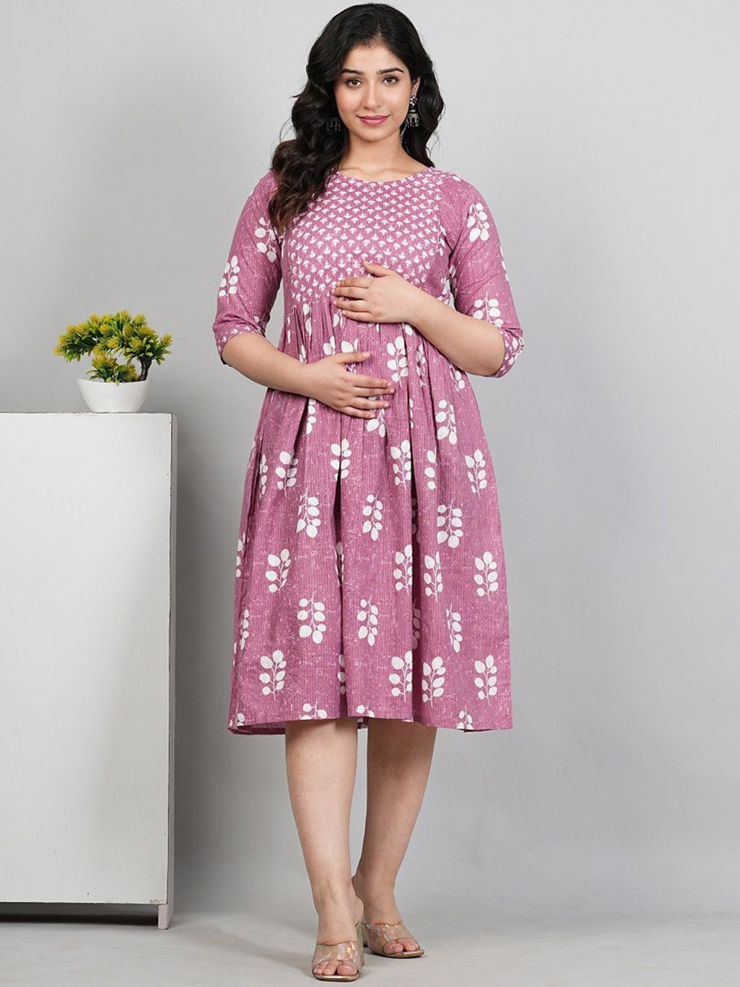 

HETSA Floral Printed Round Neck Gathered A-Line Pure Cotton Maternity Dress, Pink