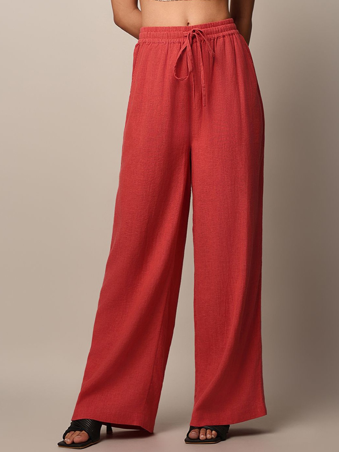 

ONLY Women Solid Loose Fit High-Rise Trousers, Red