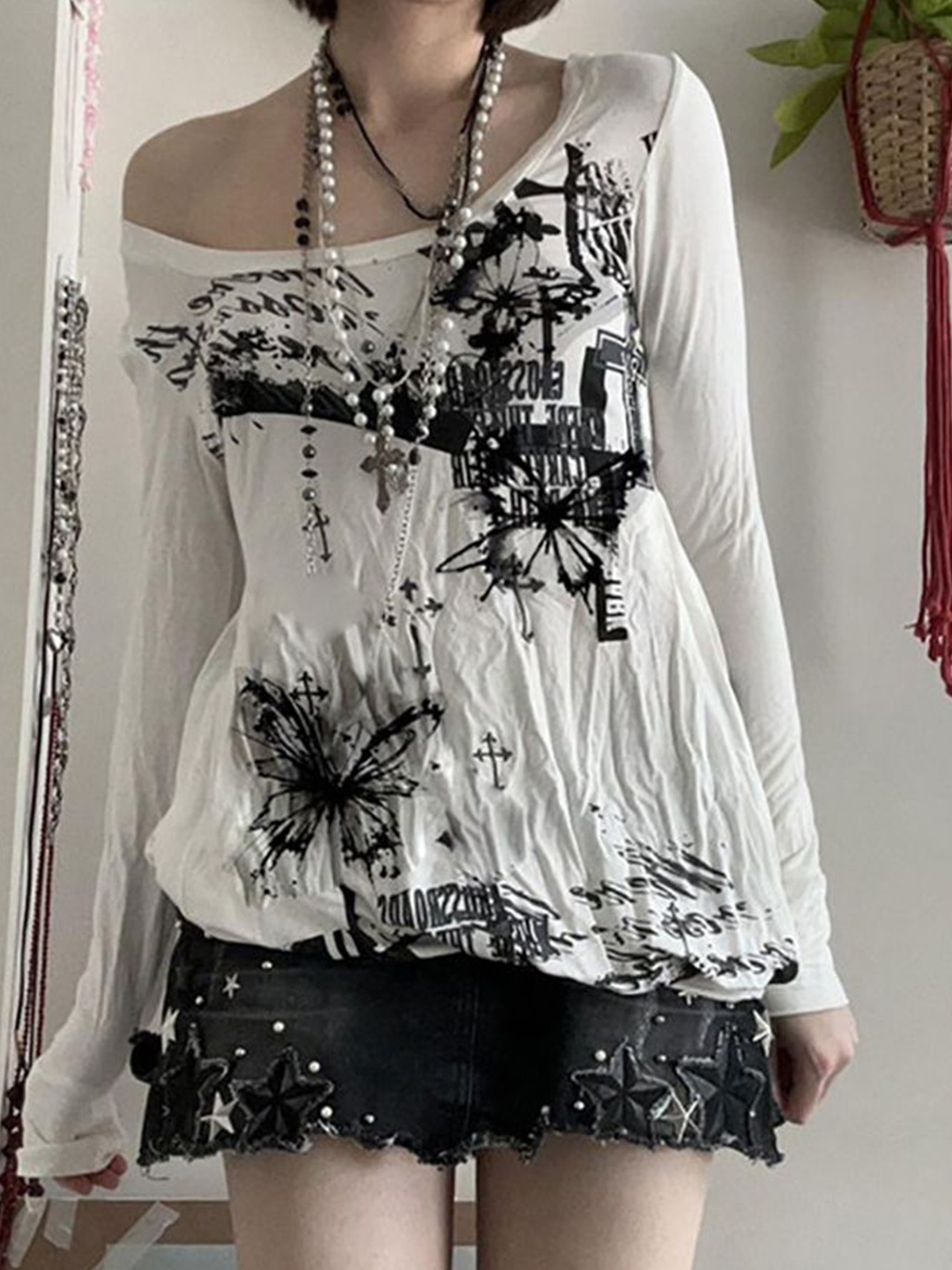 

StyleCast x Revolte Women Printed Abstracted Top, White