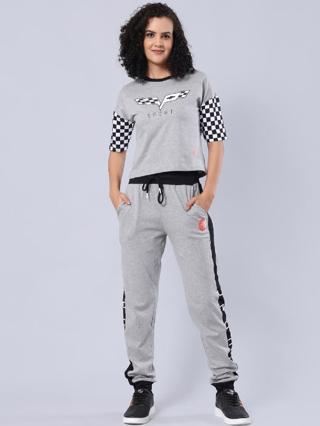 

evolove Printed Round Neck T- Shirt & Jogger Co-Ords, Grey
