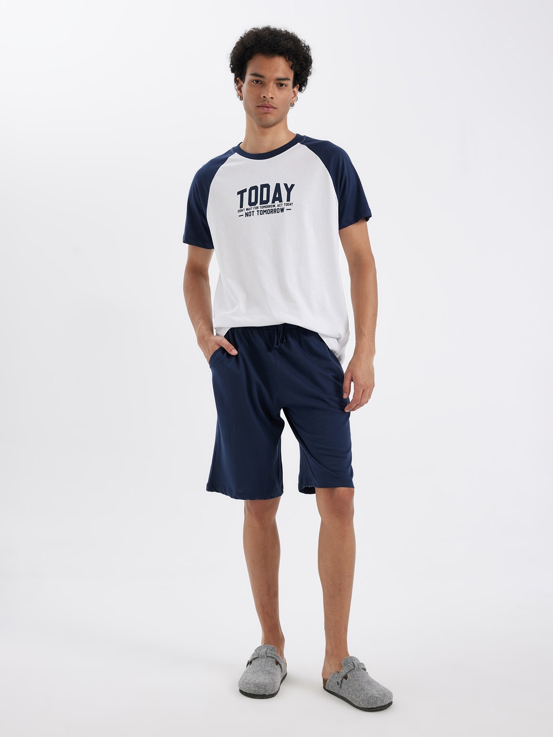

DeFacto Printed Round Neck Short Sleeves Pure Cotton T-Shirt & Shorts, White