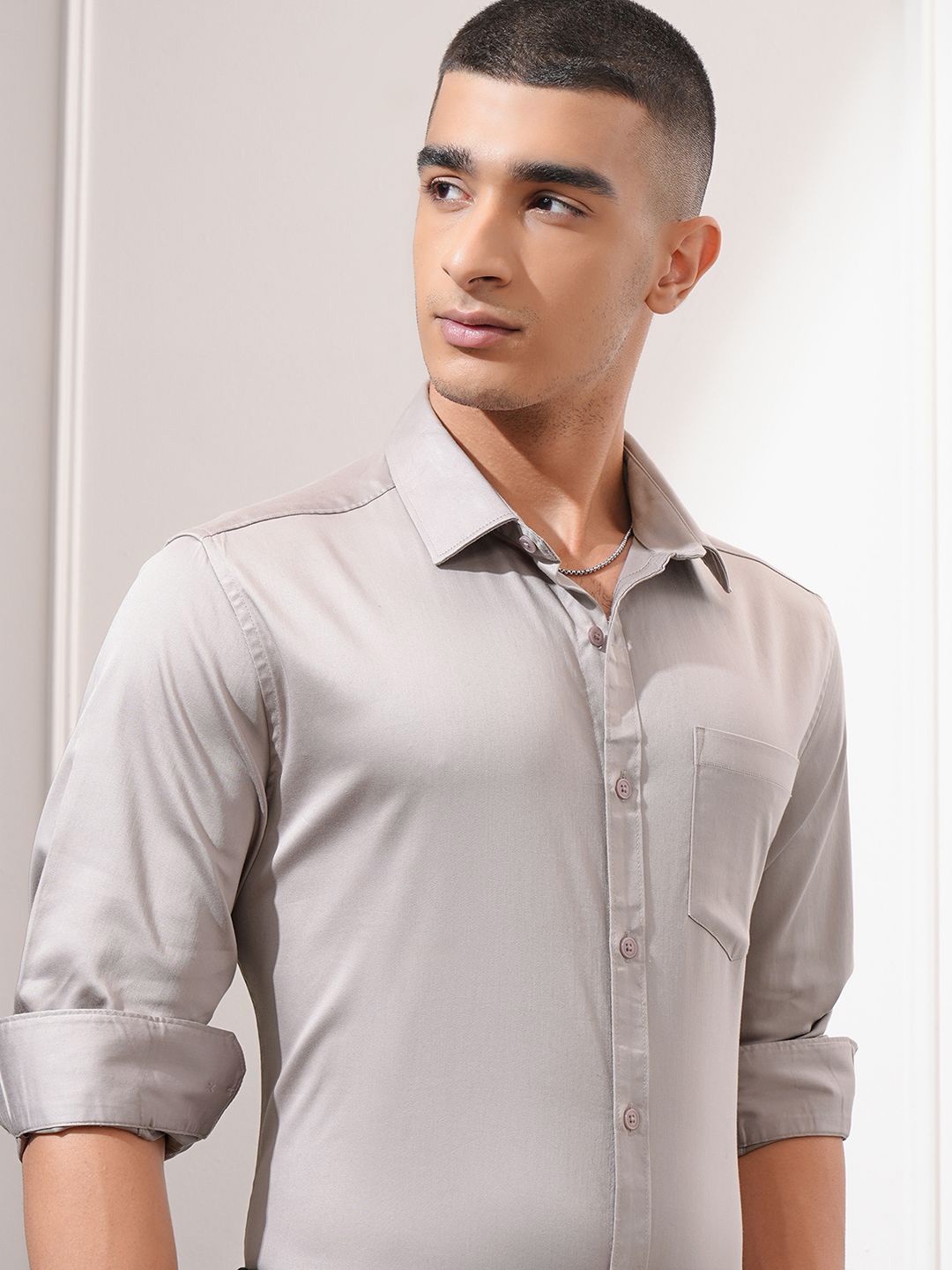 

Highlander Men Dusty Regular Collar Slim Fit Shirt, Grey