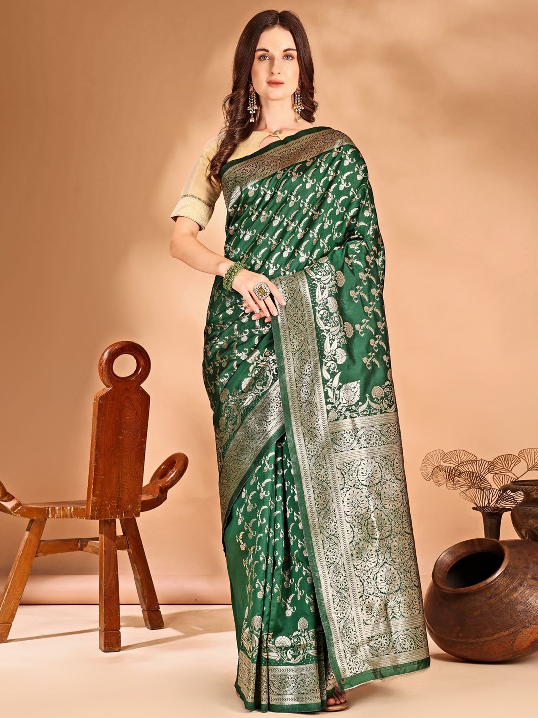 

Anouk Woven Design Zari Banarasi Saree, Green