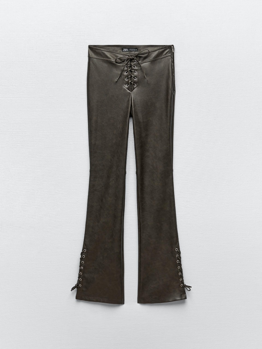 

ZARA Women Trousers, Na