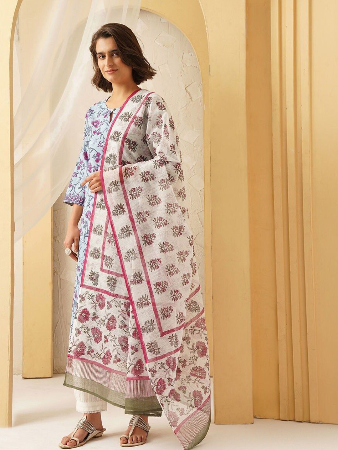 

JAYPORE Floral Printed Kota Cotton Dupatta, White