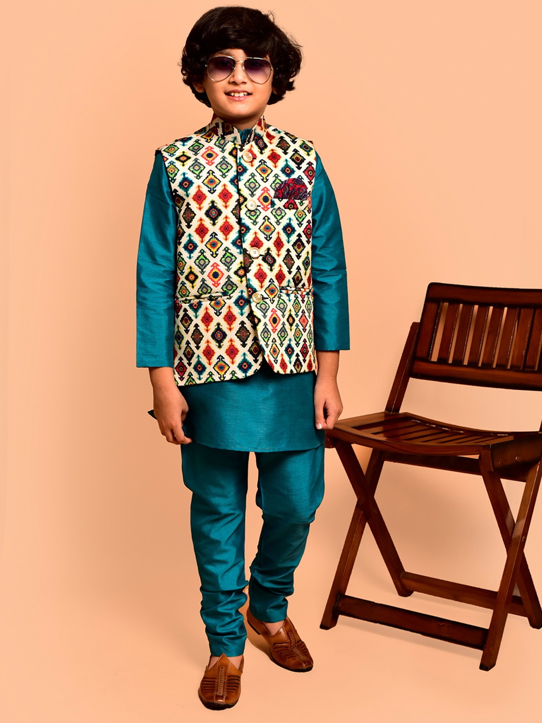 

PRINTCULTR Boys Band Collar Neck Three-Quarter Sleeves Kurta & Churidar & Nehru Jacket, Blue