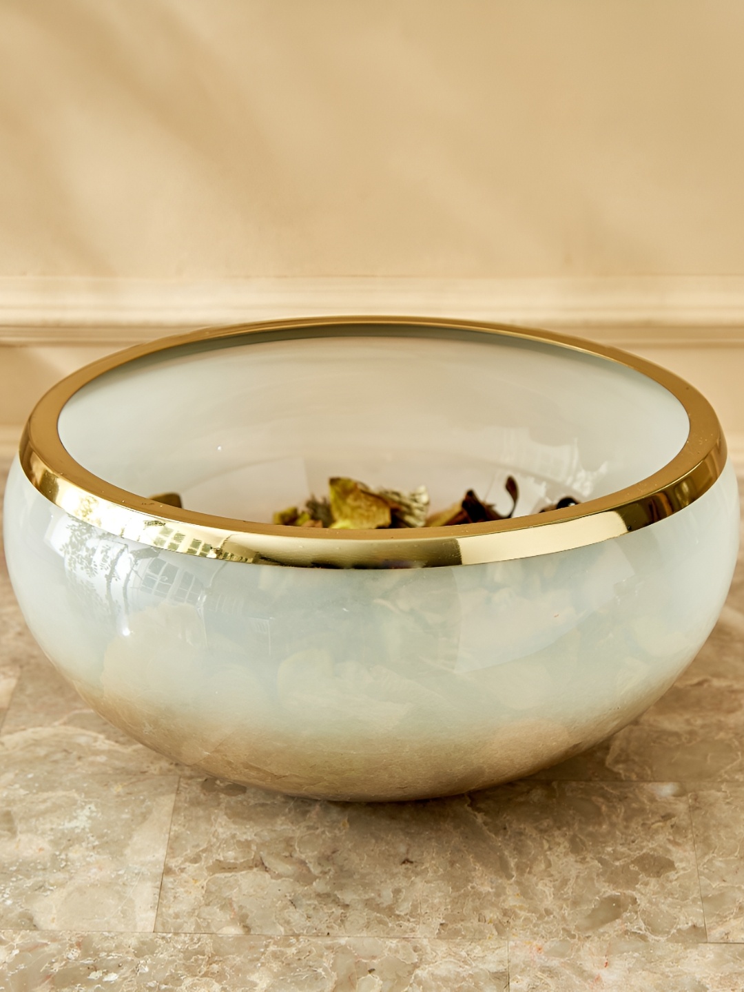 

Home Centre Mabel Kamal Gold-Toned Printed Round Shaped Glass Decorative Bowl