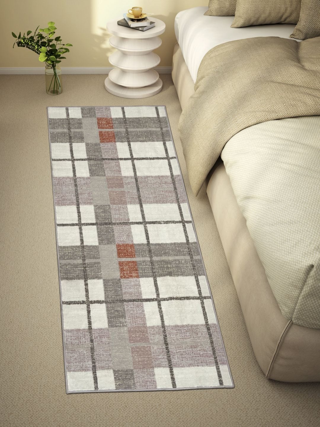 

Welspun Yellow & White Printed 400 GSM Anti-Skid Floor Runner