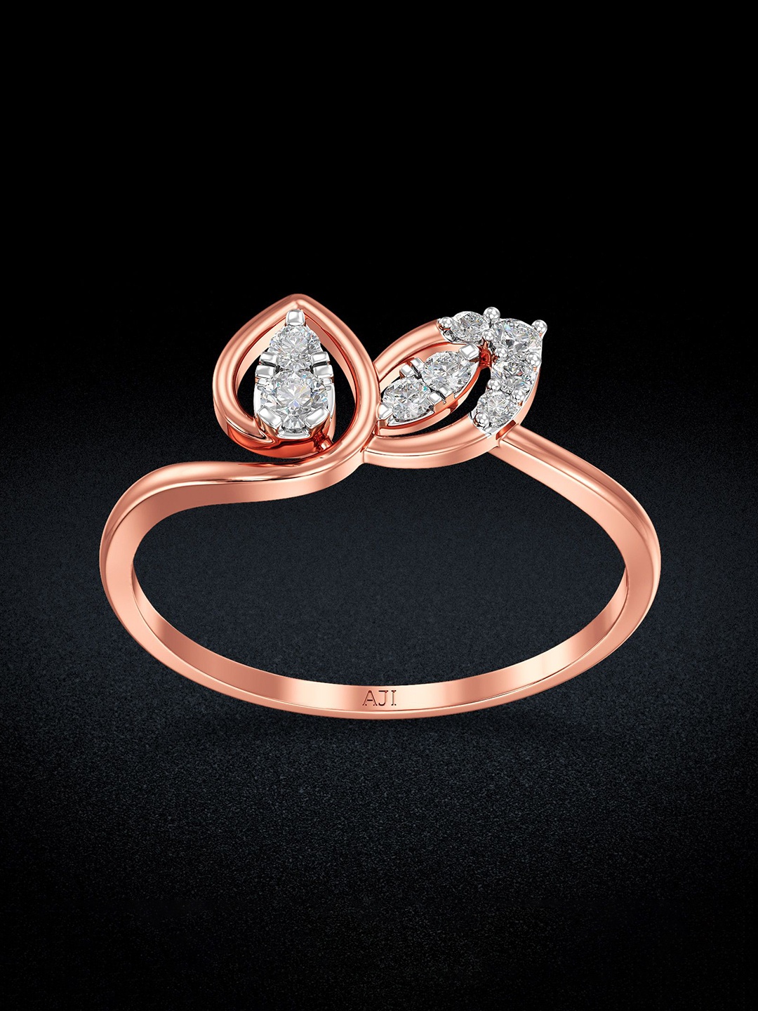 

Joyalukkas Women 18KT Finger Ring Diamond, Rose gold