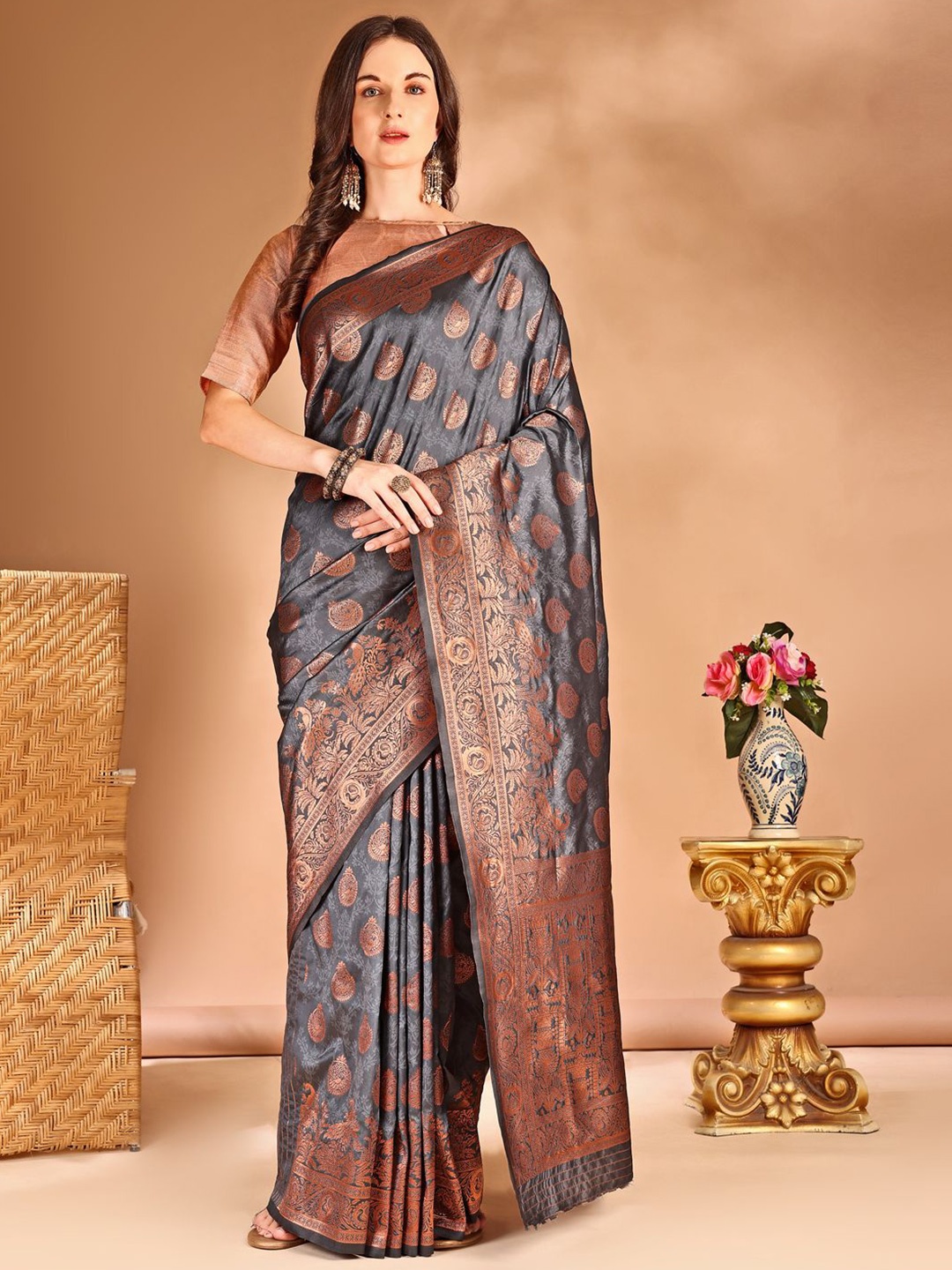 

Anouk Woven Design Zari Banarasi Saree, Grey