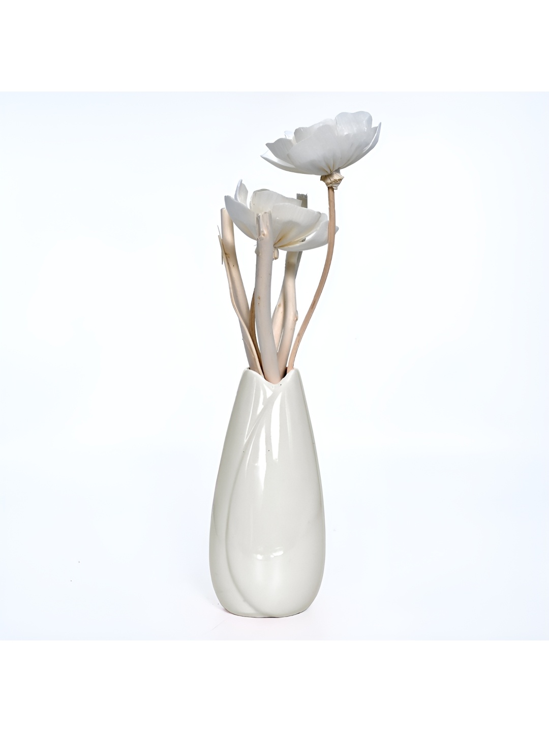 

Cortina White Ceramic Flower Vases