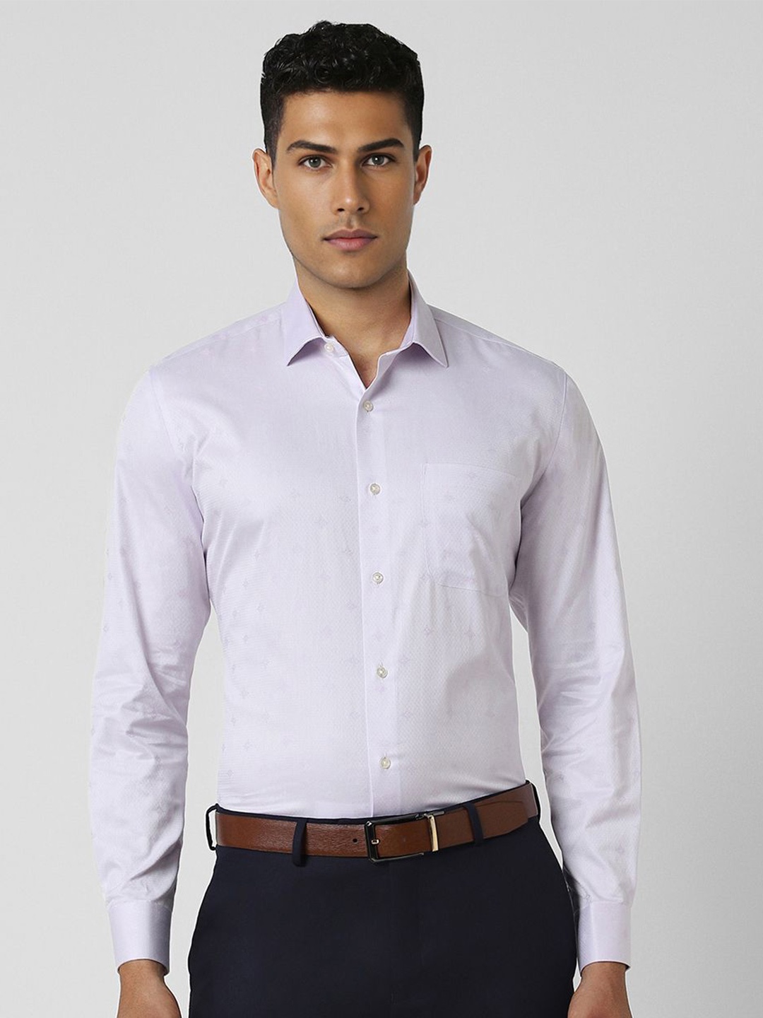 

Van Heusen Men Spread Collar Solid Cotton Slim Fit Formal Shirt, Lavender